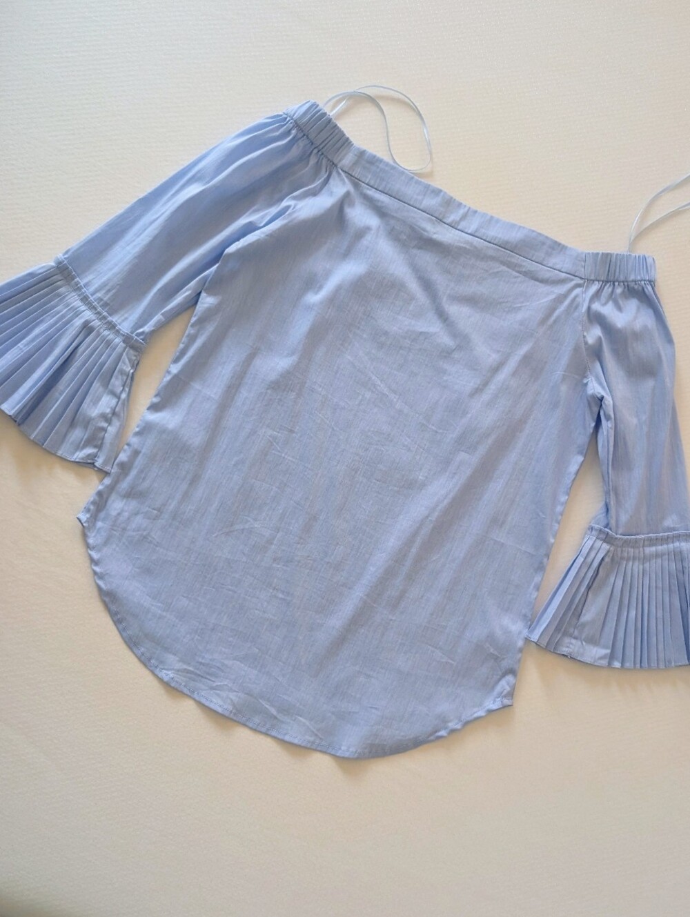 A.Z.I. light blue off-the-shoulder blouse Cotton Blend Bell Sleeve Tunic Sz XS